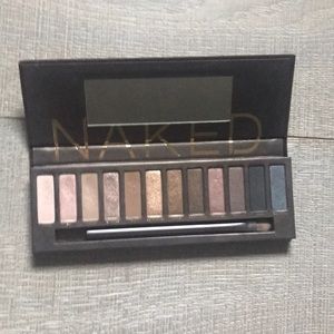 Urban decay naked eyeshadow palette